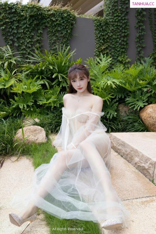 陆萱萱  [XiuRen]高清写真图 2025.10.23 No.10903 陆萱萱 轻透白纱第17张图片